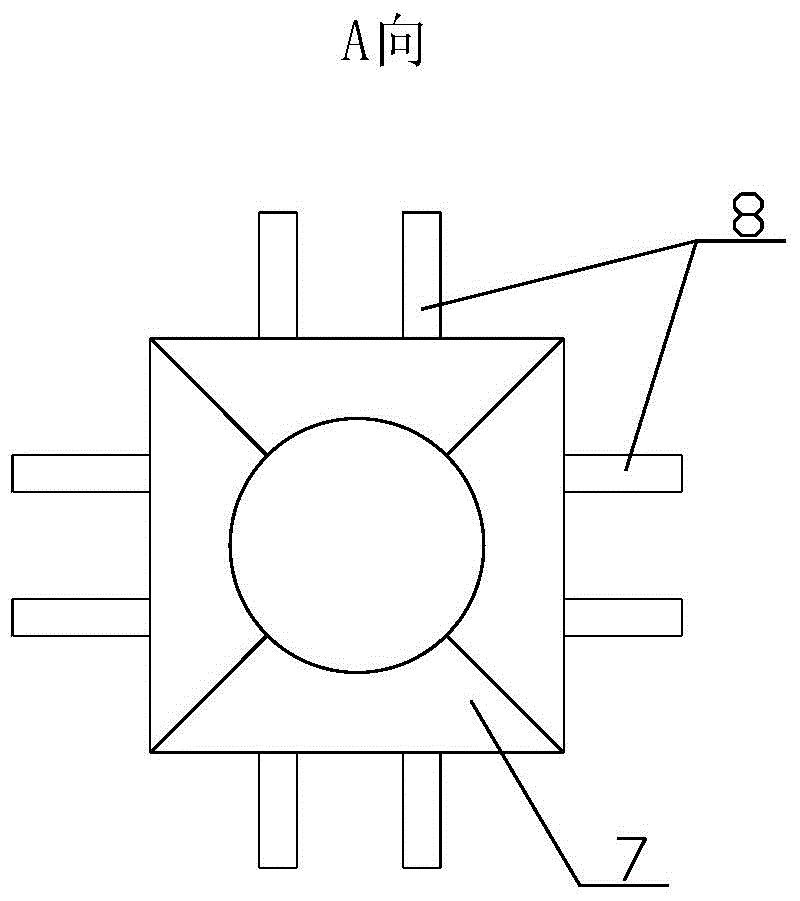 Slag scraping and breaking device for steel ladle and application method thereof