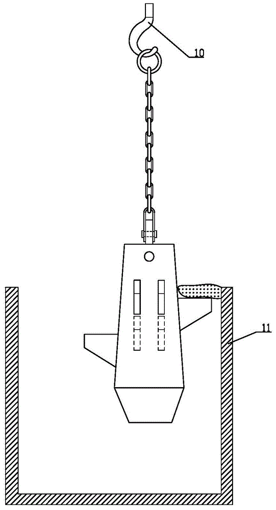 Slag scraping and breaking device for steel ladle and application method thereof