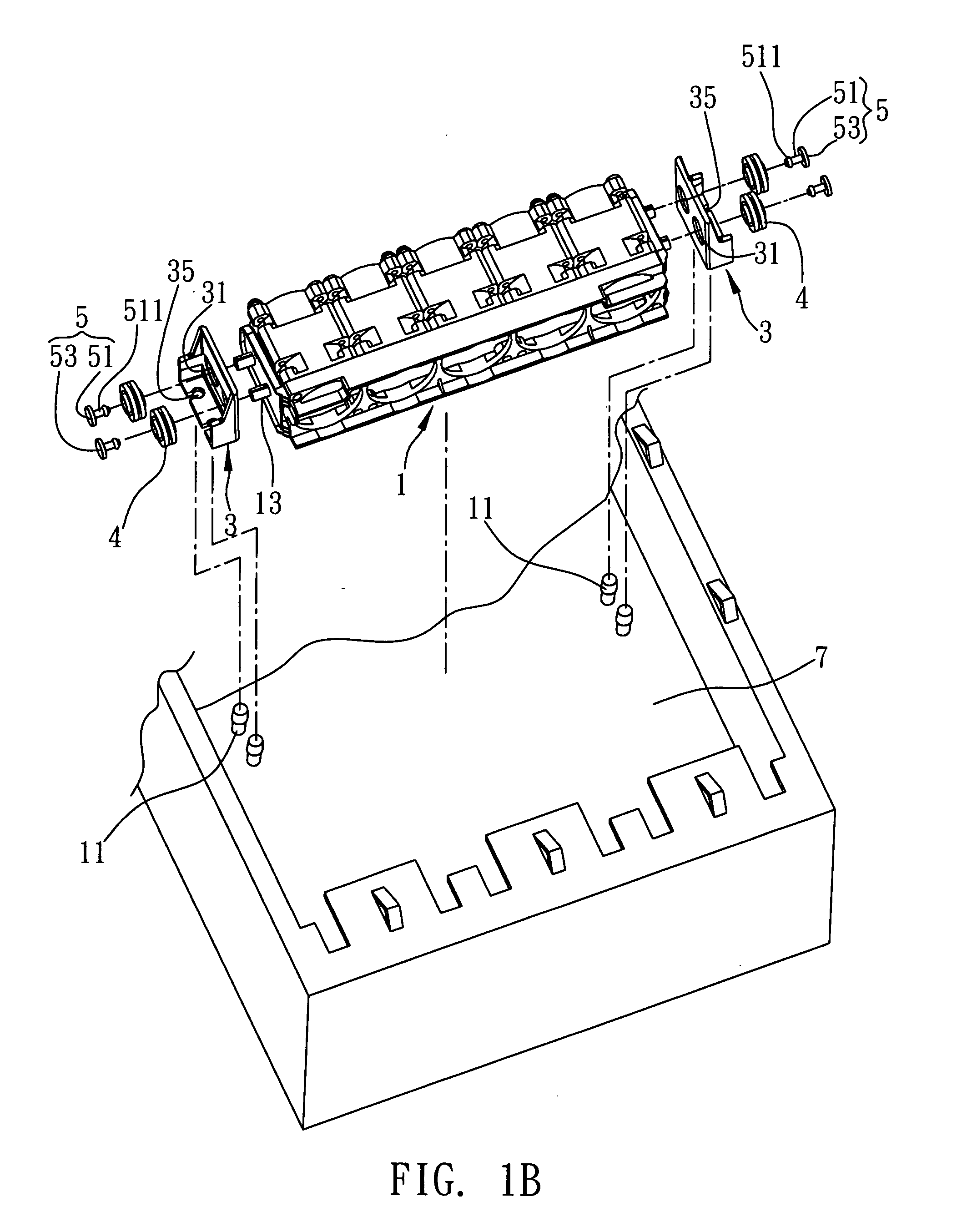 Vibration-isolating fixing mechanism for fan frame