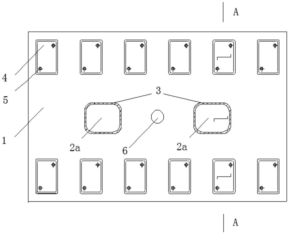 A point-laid period cushion vibration-reducing ballast bed