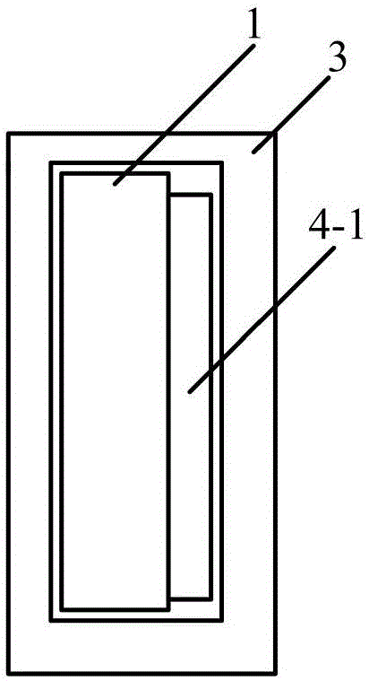 Battery, terminal and battery protection method