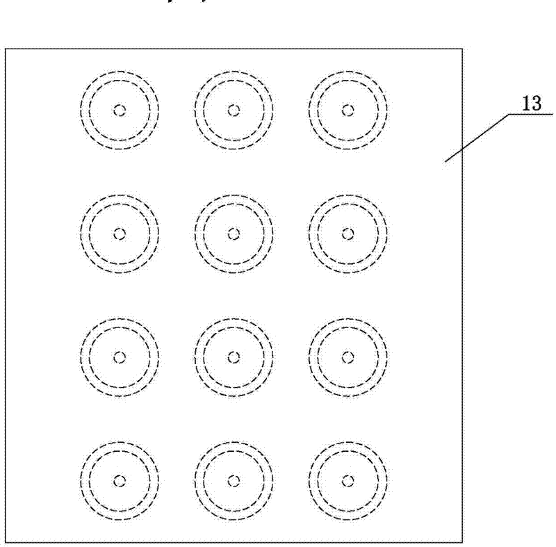 Equipment for dying cotton-containing yarn