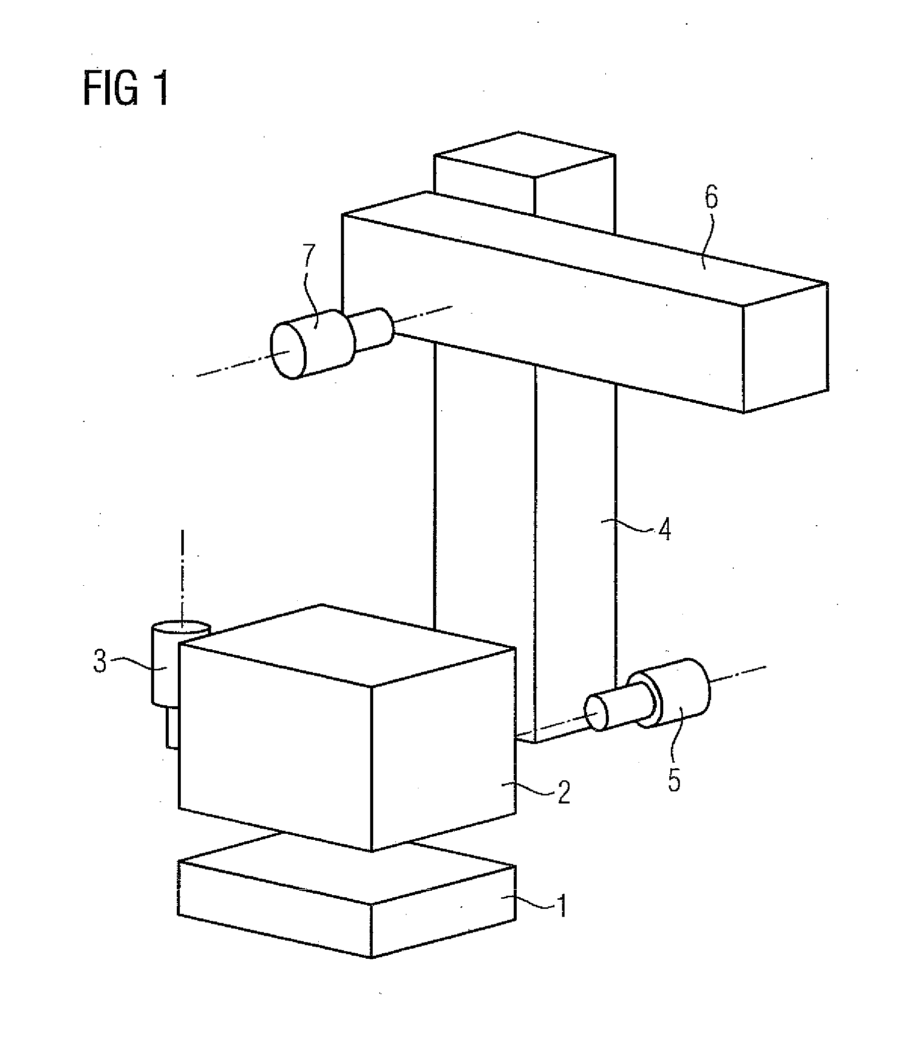 Apparatus and method for controlling and regulating a multi-element system