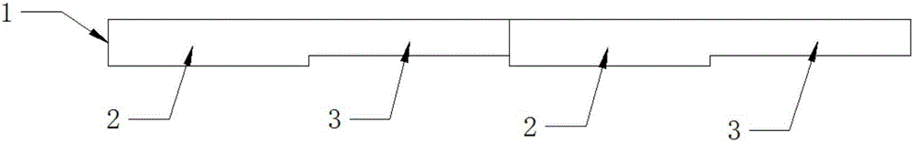 Segmented dotting and embossing welding strip, photovoltaic assembly and manufacturing method