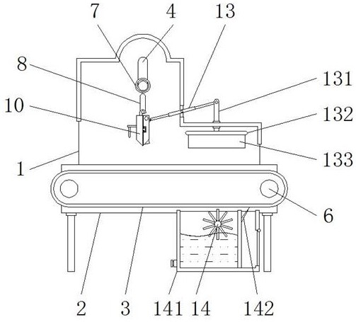 A semi-finished product cutting device for aquatic products