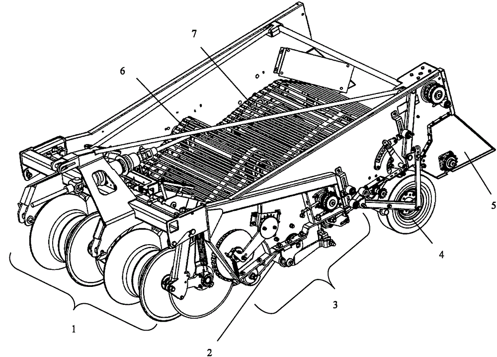 Potato harvester capable of achieving rear spreading