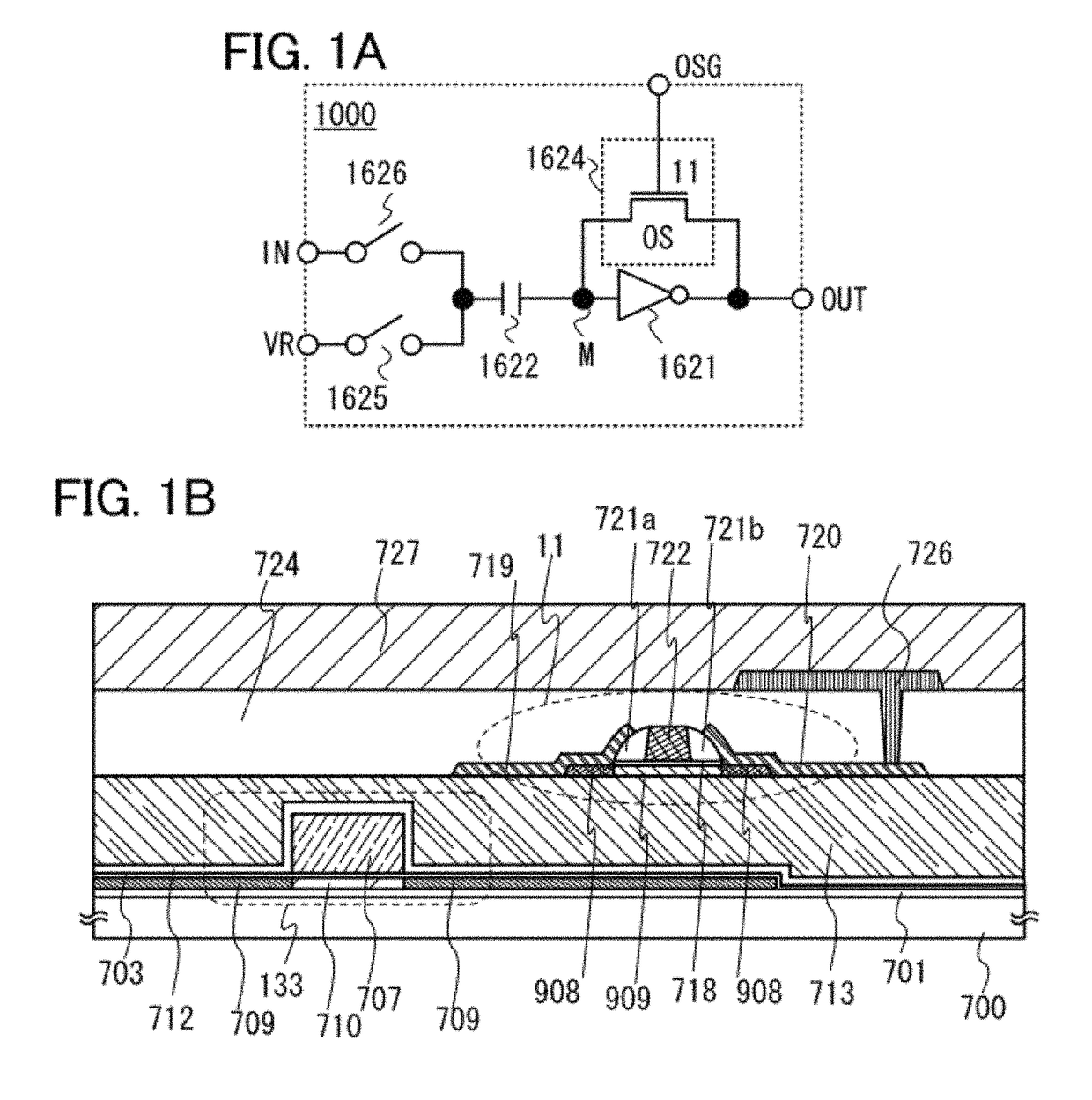 Comparator and semiconductor device including comparator