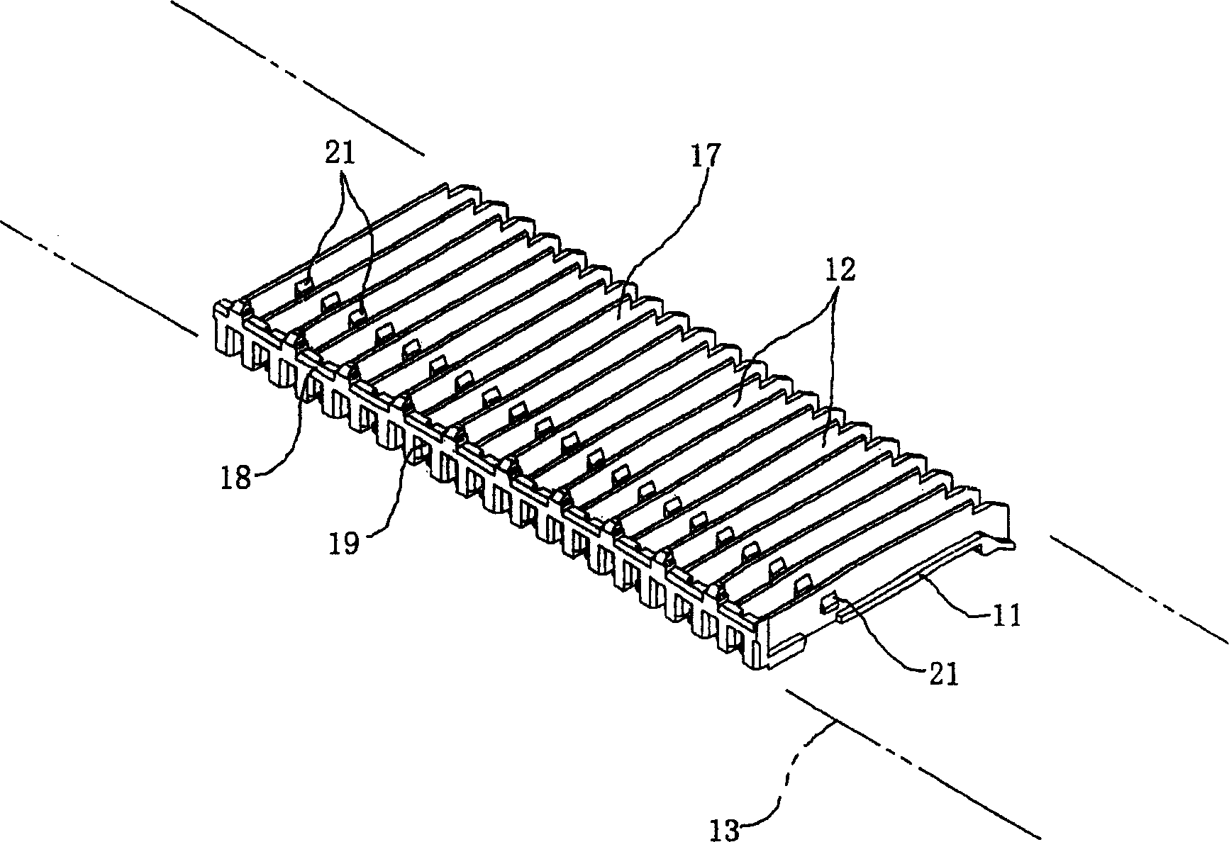 Wiring harness and wire harness manufacturing method