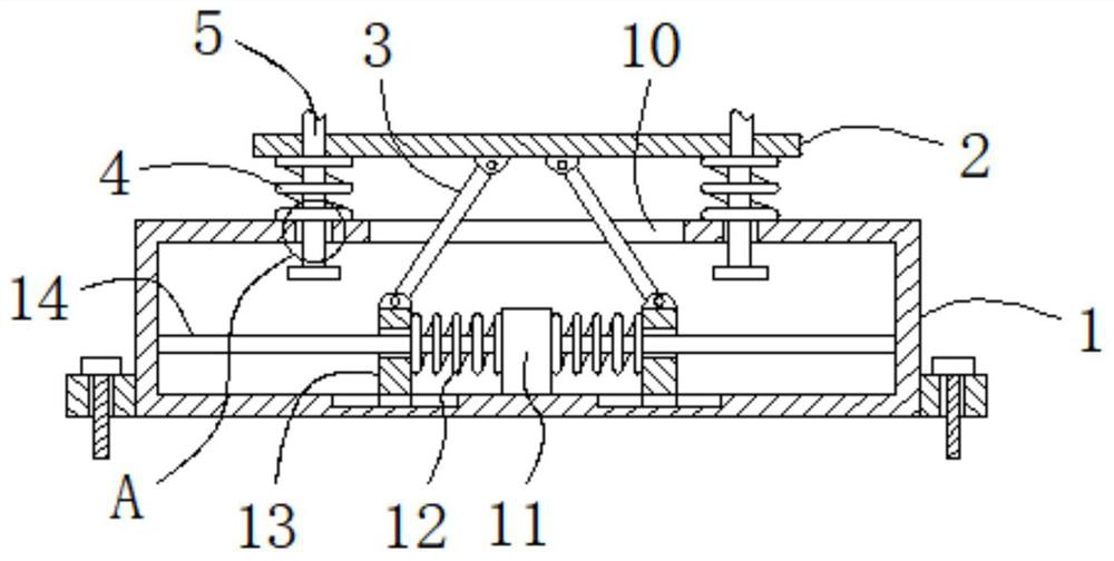 Extruding and scattering device for rubber product processing