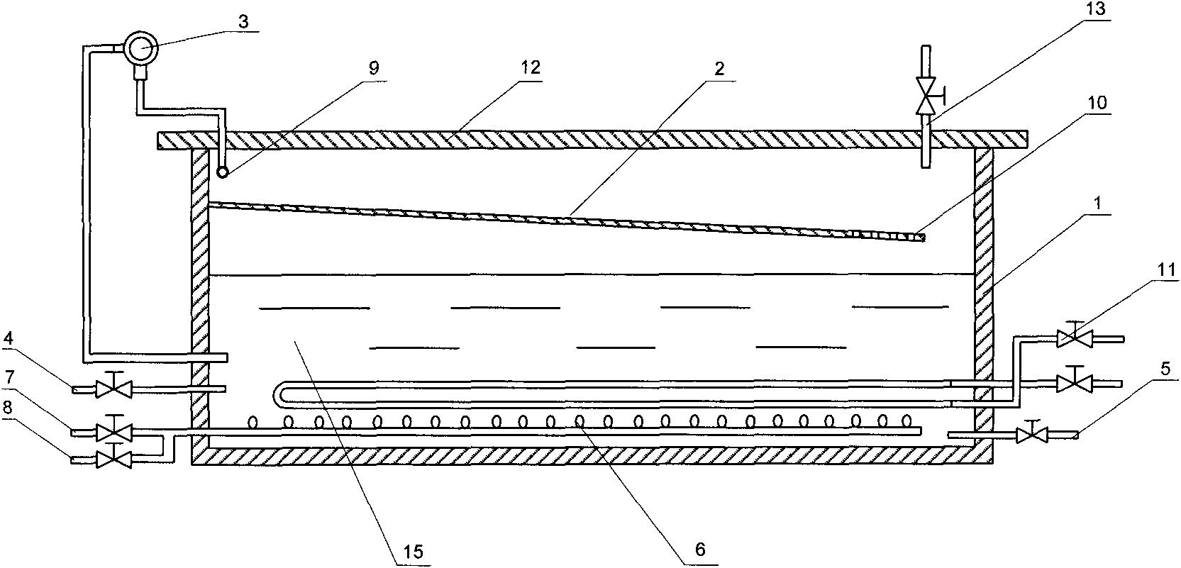 Device for culturing microalgae