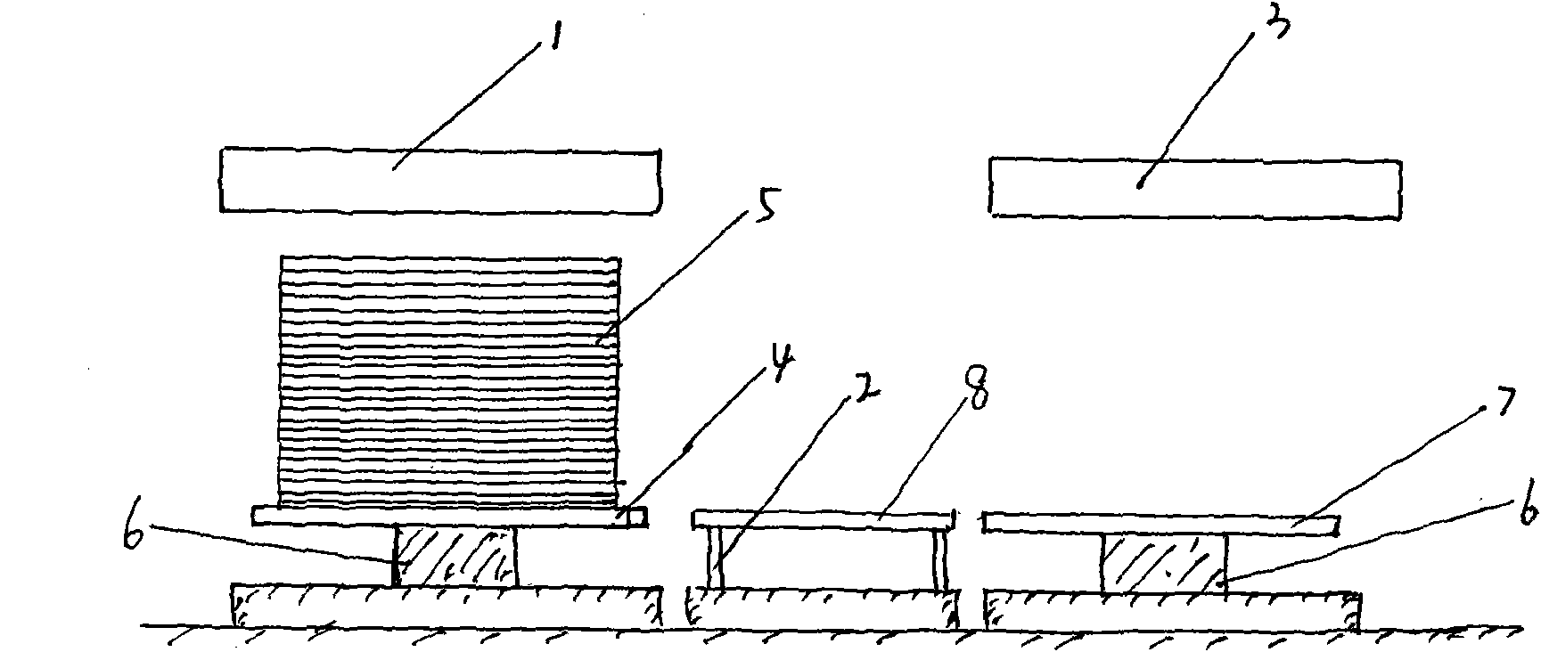 Manufacturing method of thermoplastic resin wood composite board and special equipment