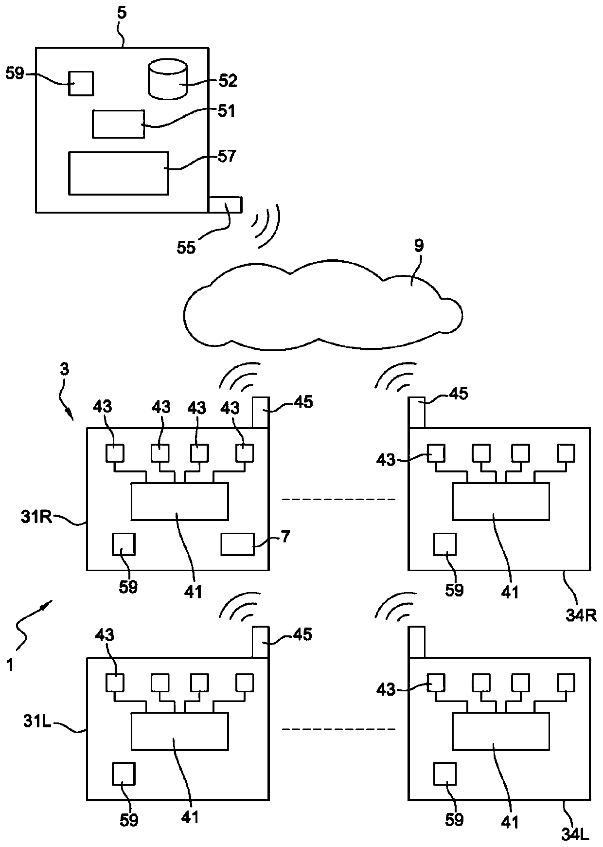 System and method for automatically detecting leak noise in an aircraft