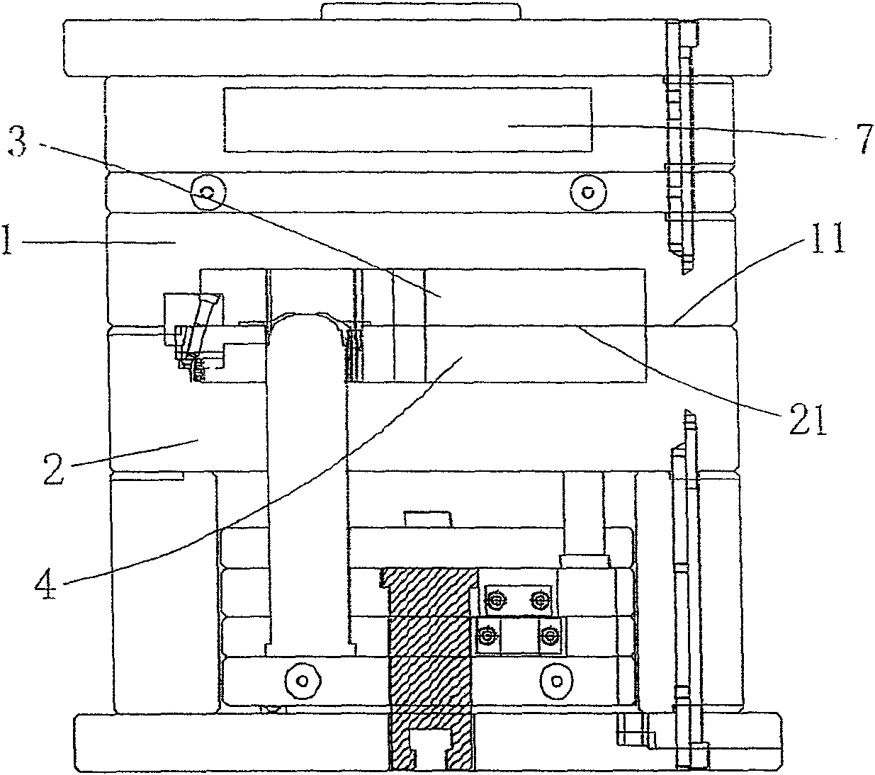 Assembled mould structure with self-contained sliding core power