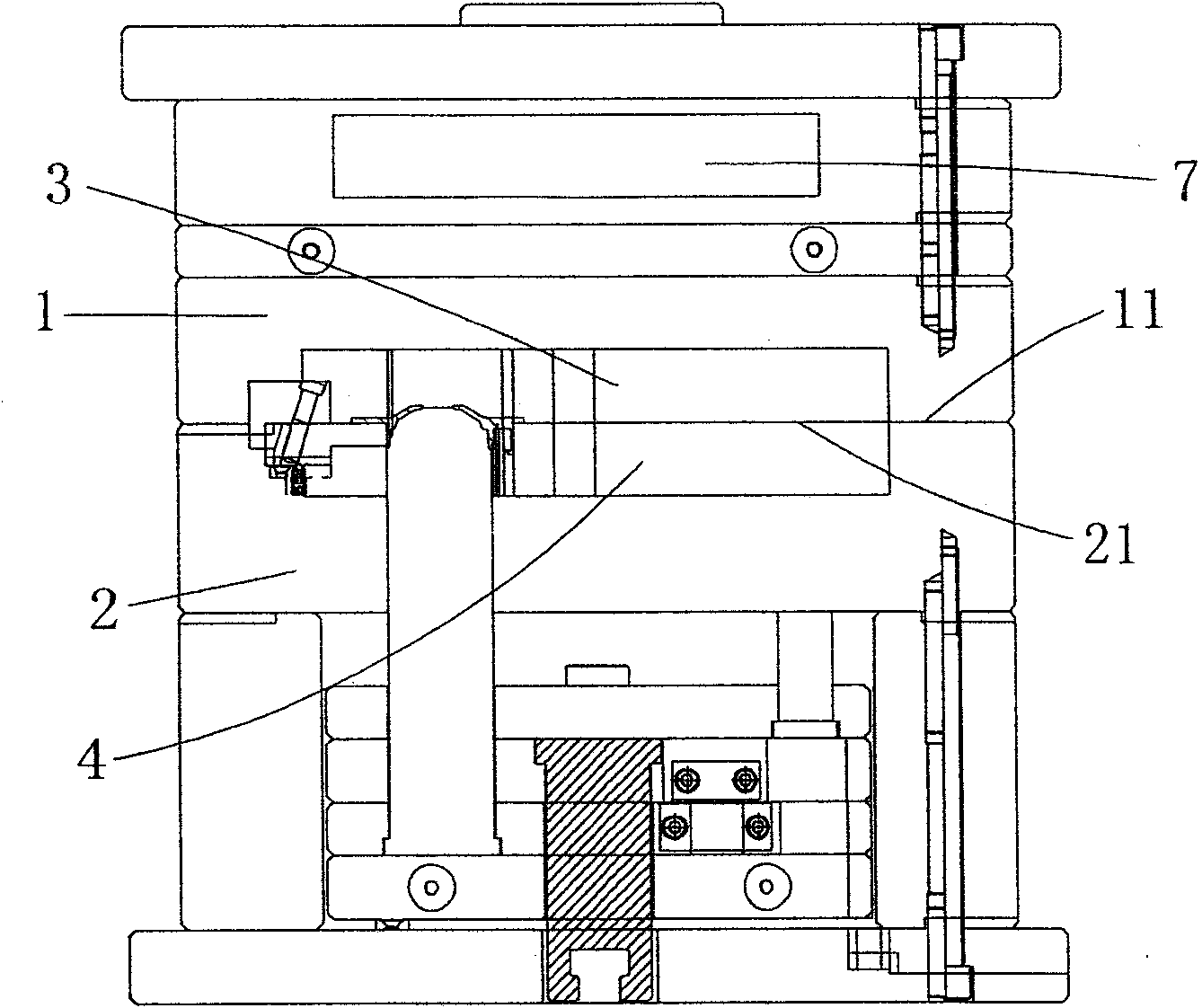 Assembled mould structure with self-contained sliding core power