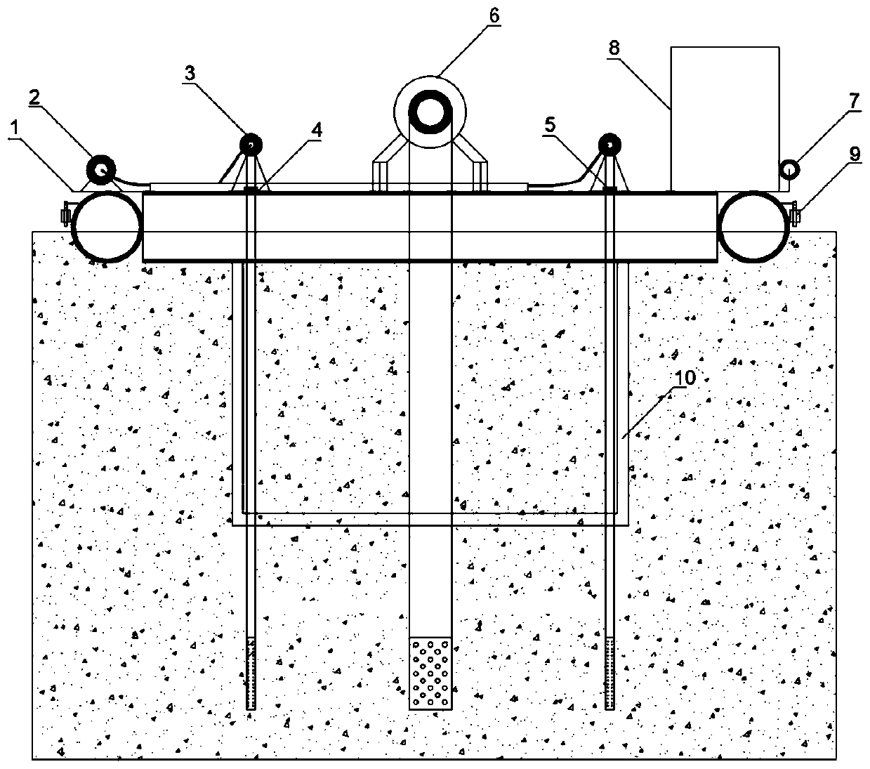 Hydraulic tailings taking platform for tailings reservoir of mine