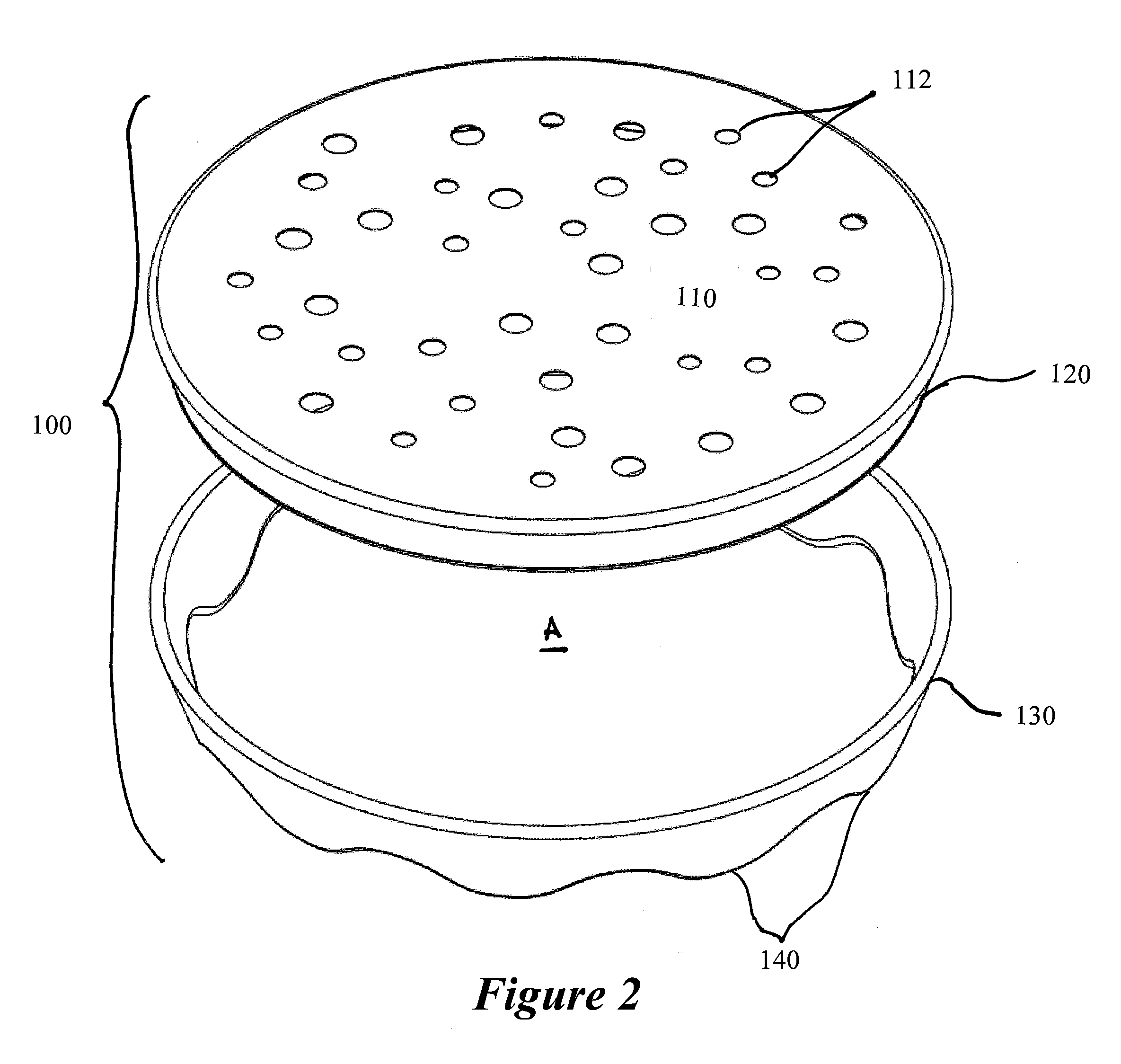 Microwavable cooking implements and methods for crisping food items using the same