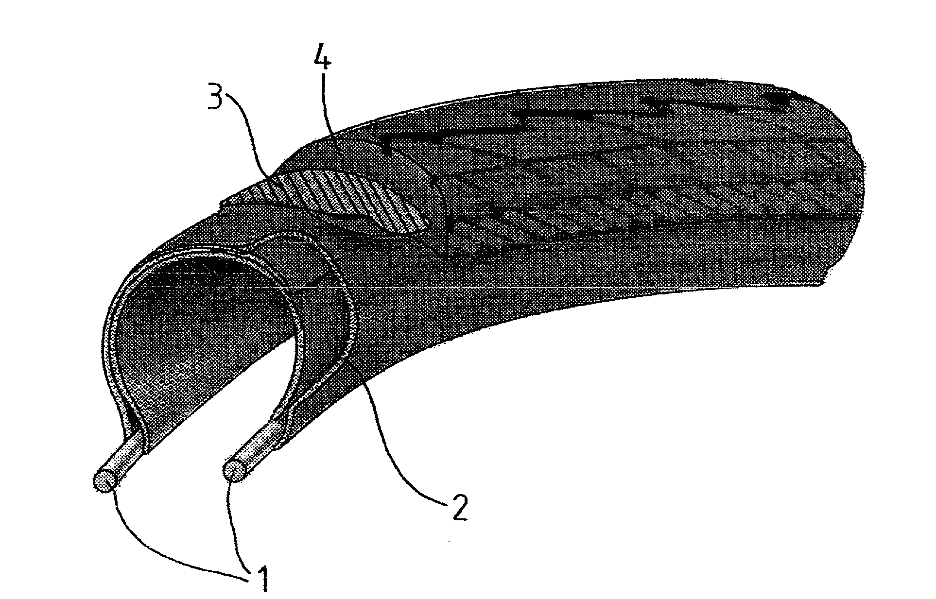 Bicycle tire with reinforcement layer