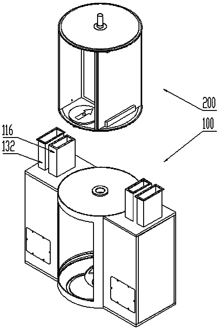 Clean room rotating channel capable of isolating air from communication