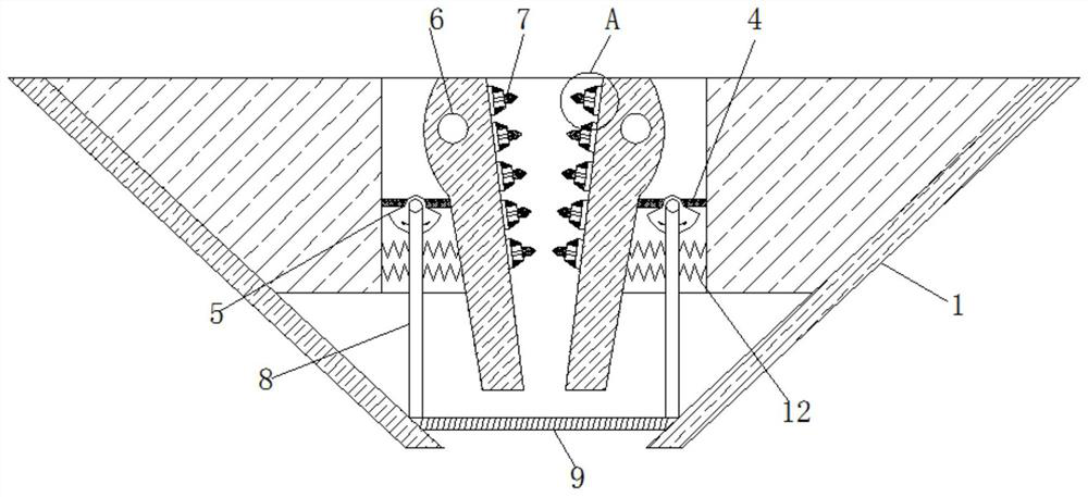 A kind of construction waste recycling and processing equipment based on movable jaw adjustment technology