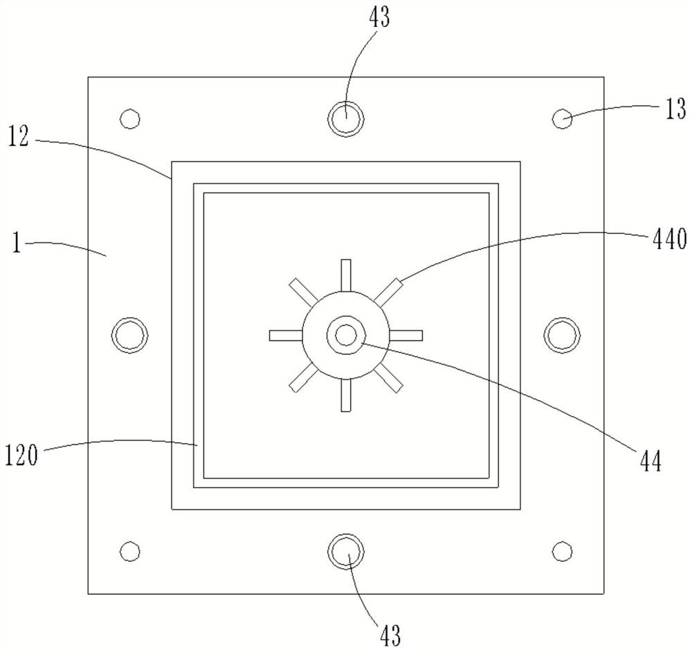 Reusable plastic-wood formwork for concrete pouring