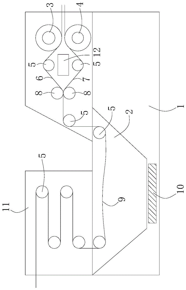 Silk fabric dyeing device with drying function