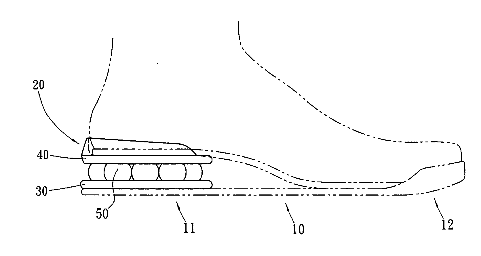 Shoe sole having heel cushioning member