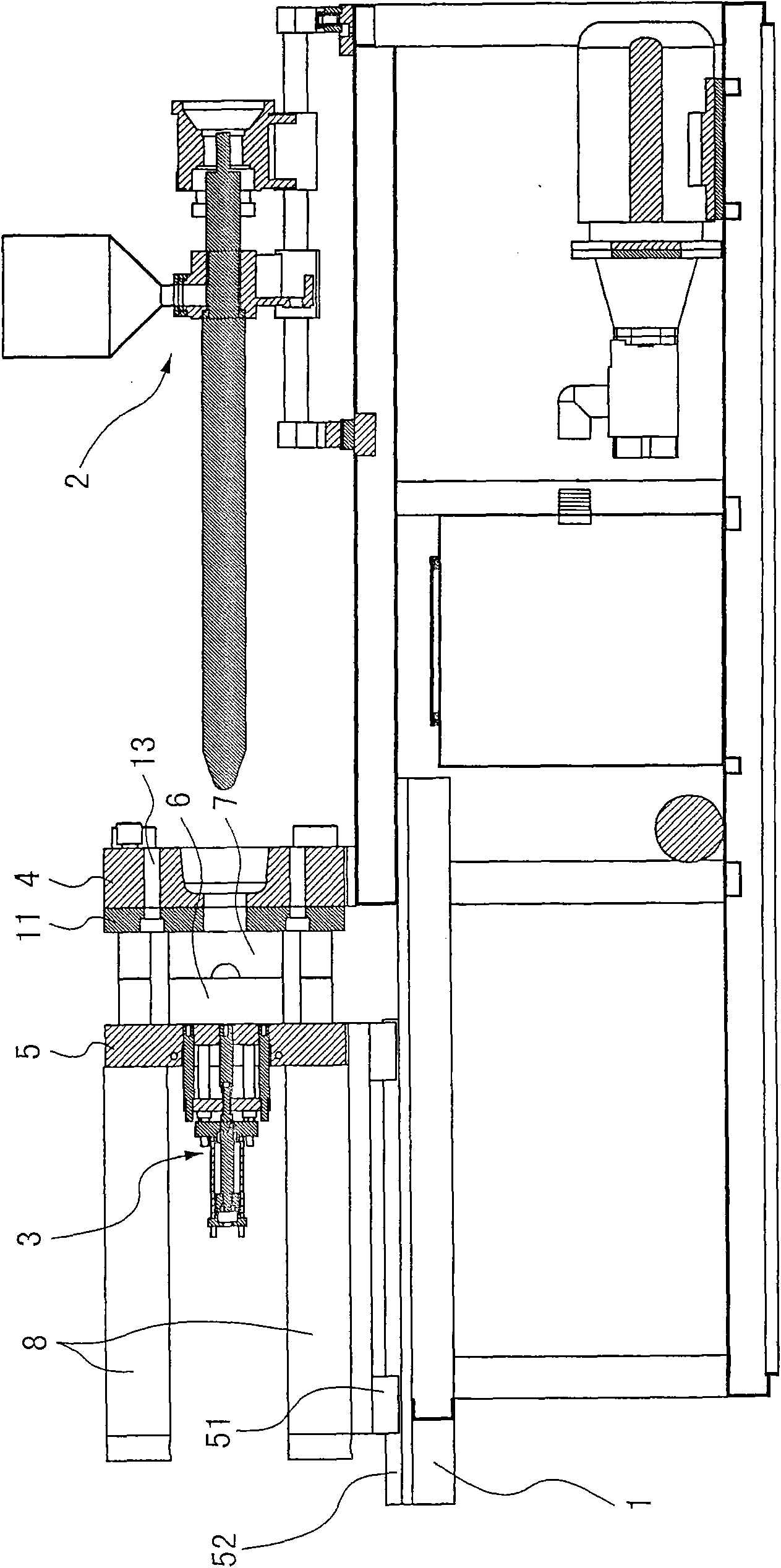 Pressurizing locking die and slideway type die opening and closing device for two-template injection molding machine