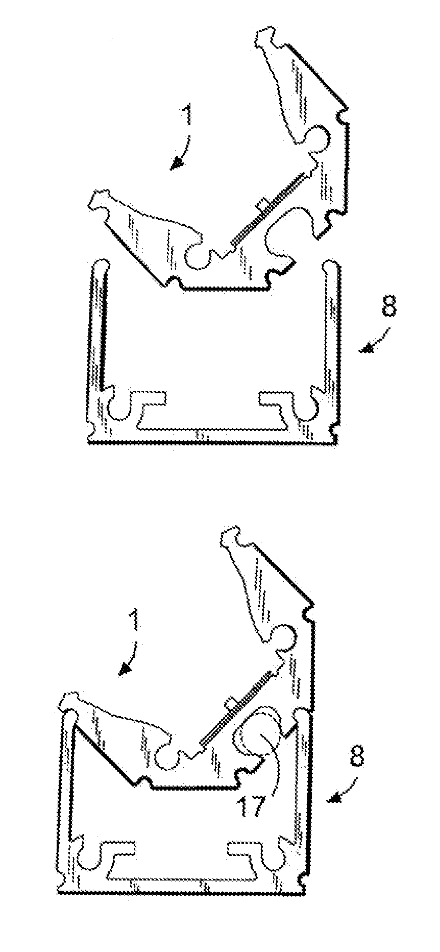 Mounting rail for a lamp