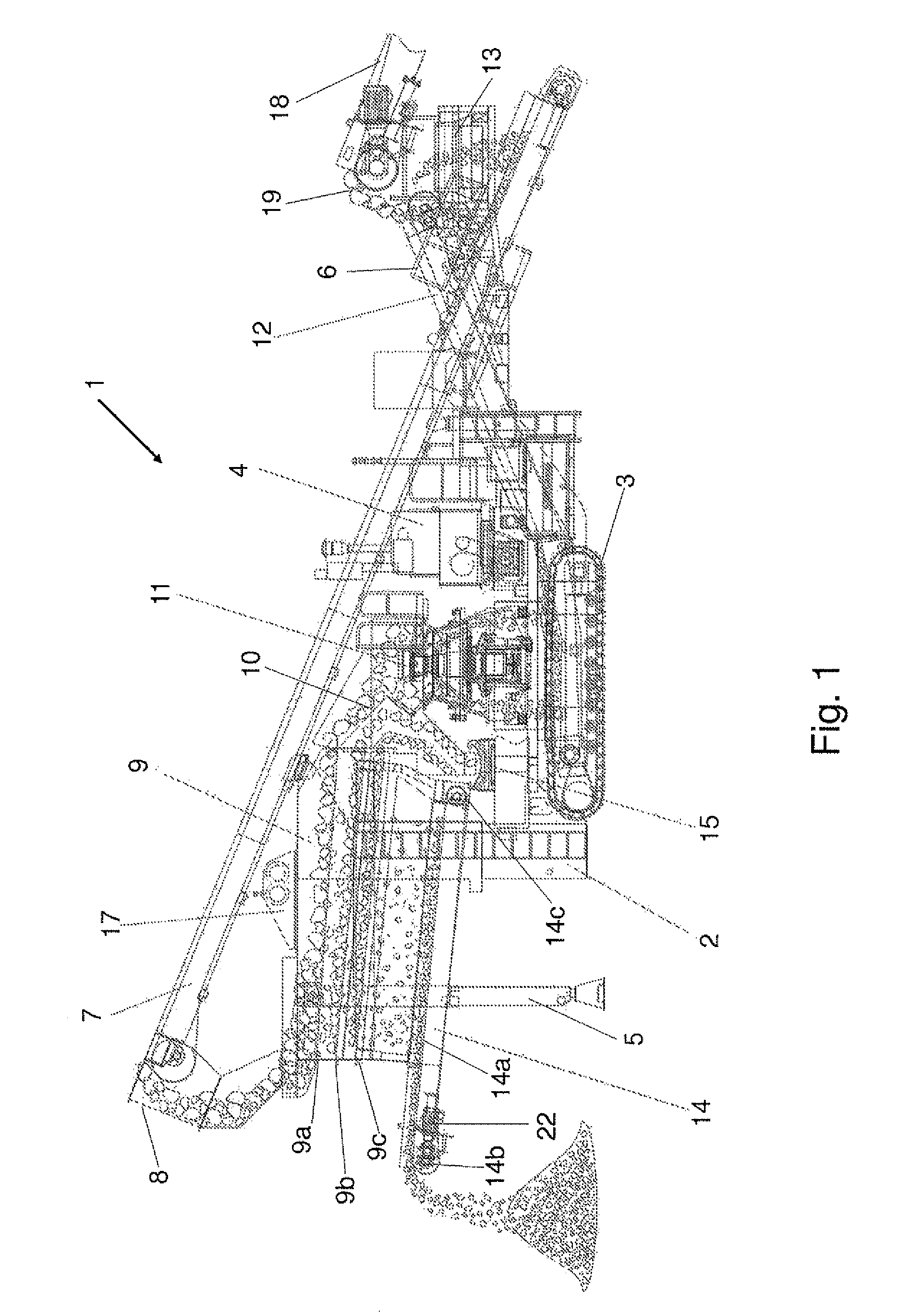 Hydraulic power transmission system for a mineral material processing plant, a method for controlling the same, a screening machine and a crushing machine