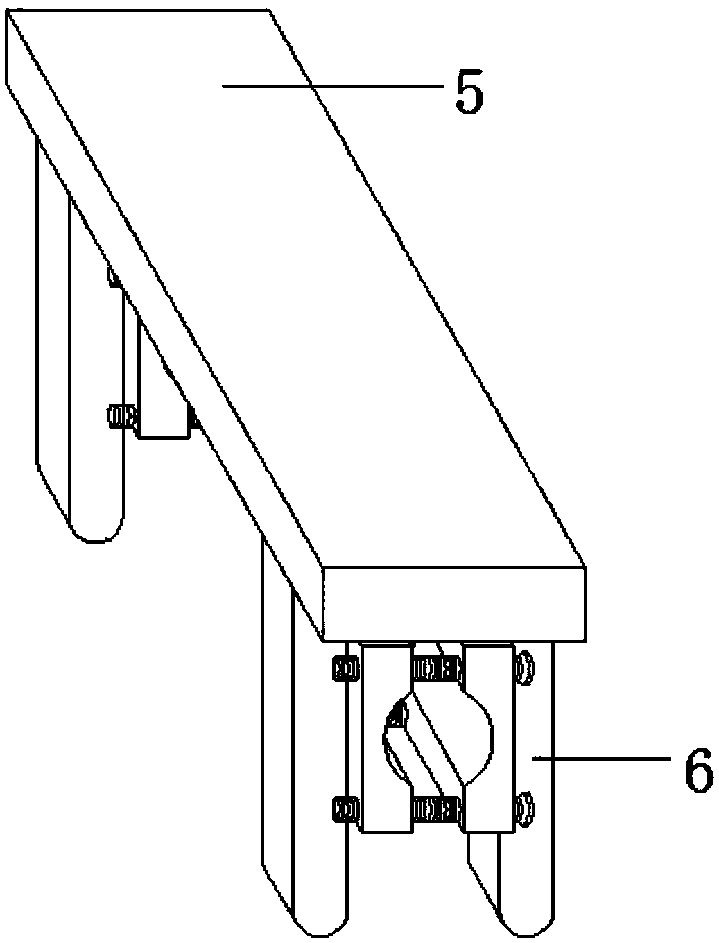 Shockproof hammer installed firmly