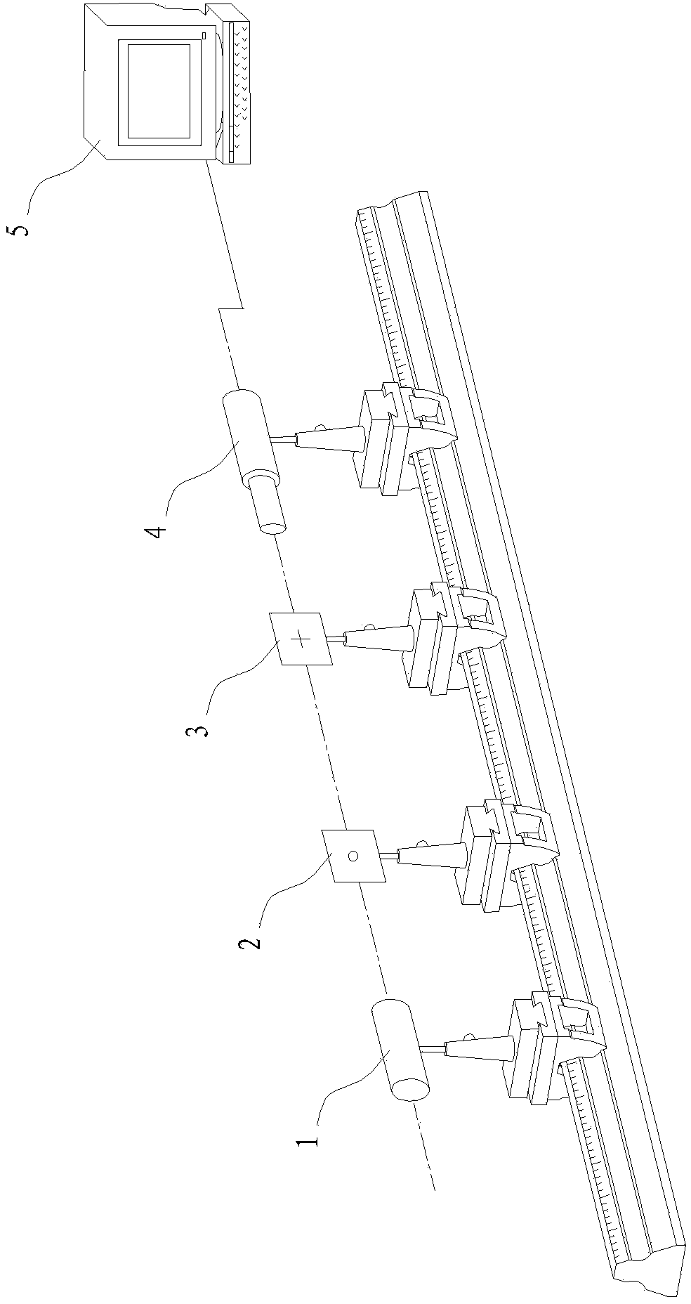 Device and method for measuring size and roundness of tiny round hole at same time