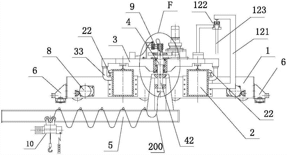 Cantilever crane provided with travelling trolley and rotating mechanism with current collection slip ring