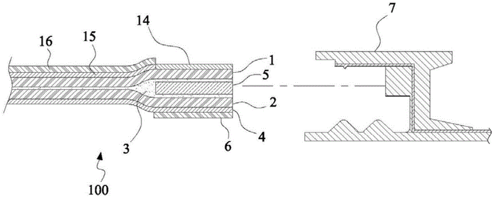 Attenuation reduction structure for high frequency signal contact pads of circuit board