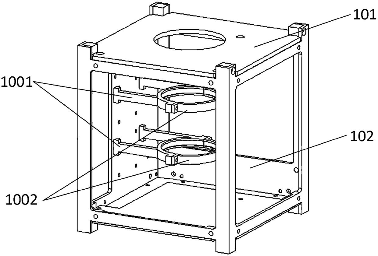 Cable-free high-density cubesat and assembly method thereof