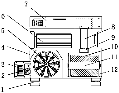 Environmentally-friendly sludge cleaning device with filtering and dewatering functions