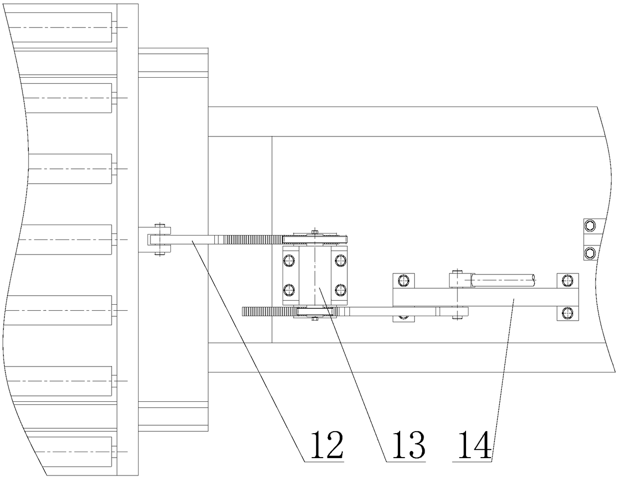 Even-distributed blanking type melon and fruit automatic packing machine and packing method