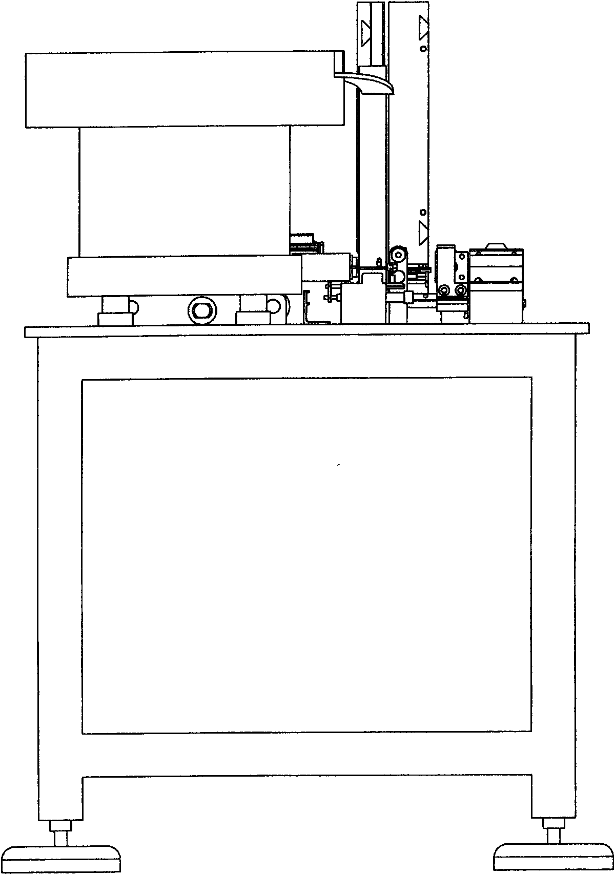 Flexible pipe assembly machine