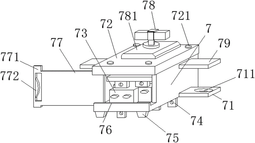 Spliced durable-type high-current tap structure for bus duct and bus jack box