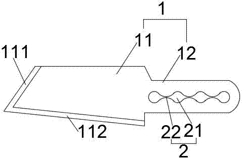 Dissecting blade high in strength and hardness and used in ceramic surgical department and production process thereof