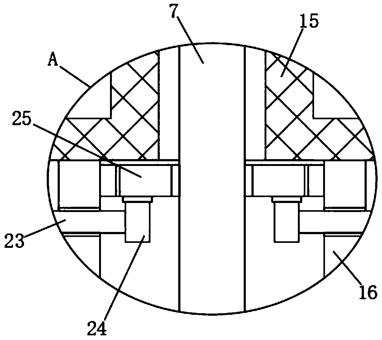 Cedrela sinensis fermentation tank with solid-liquid separation function