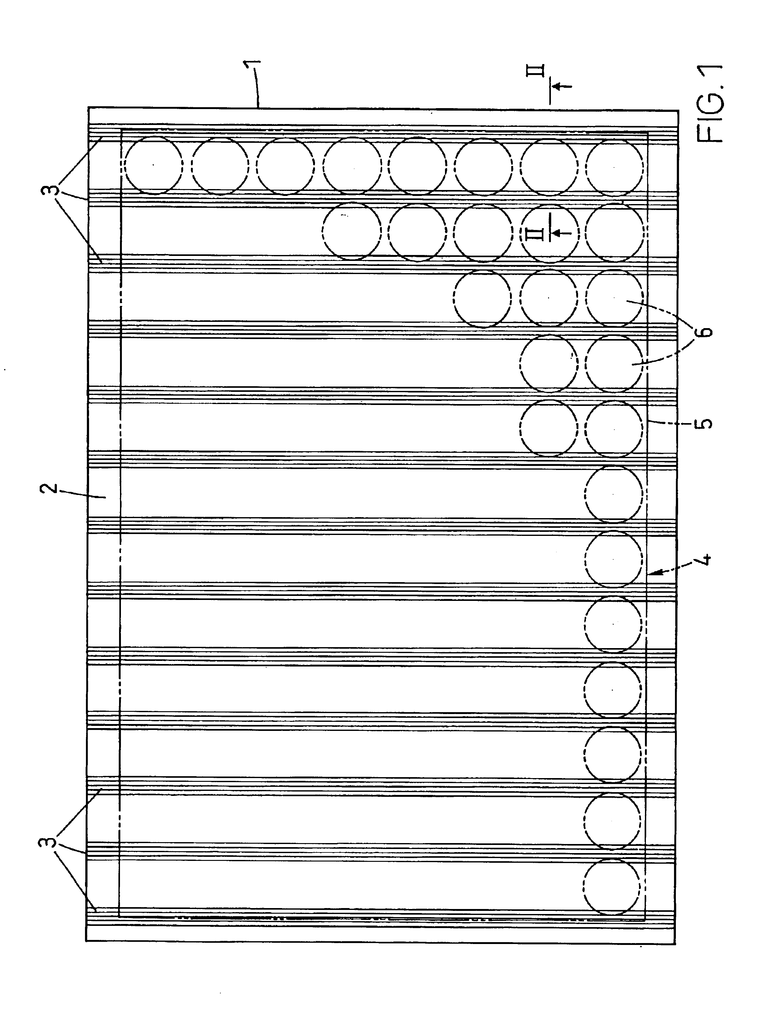 Method for producing a grid structure, an optical element, an evanescence field sensor plate, microtitre plate and an optical communication engineering coupler as well as a device for monitoring a wavelength