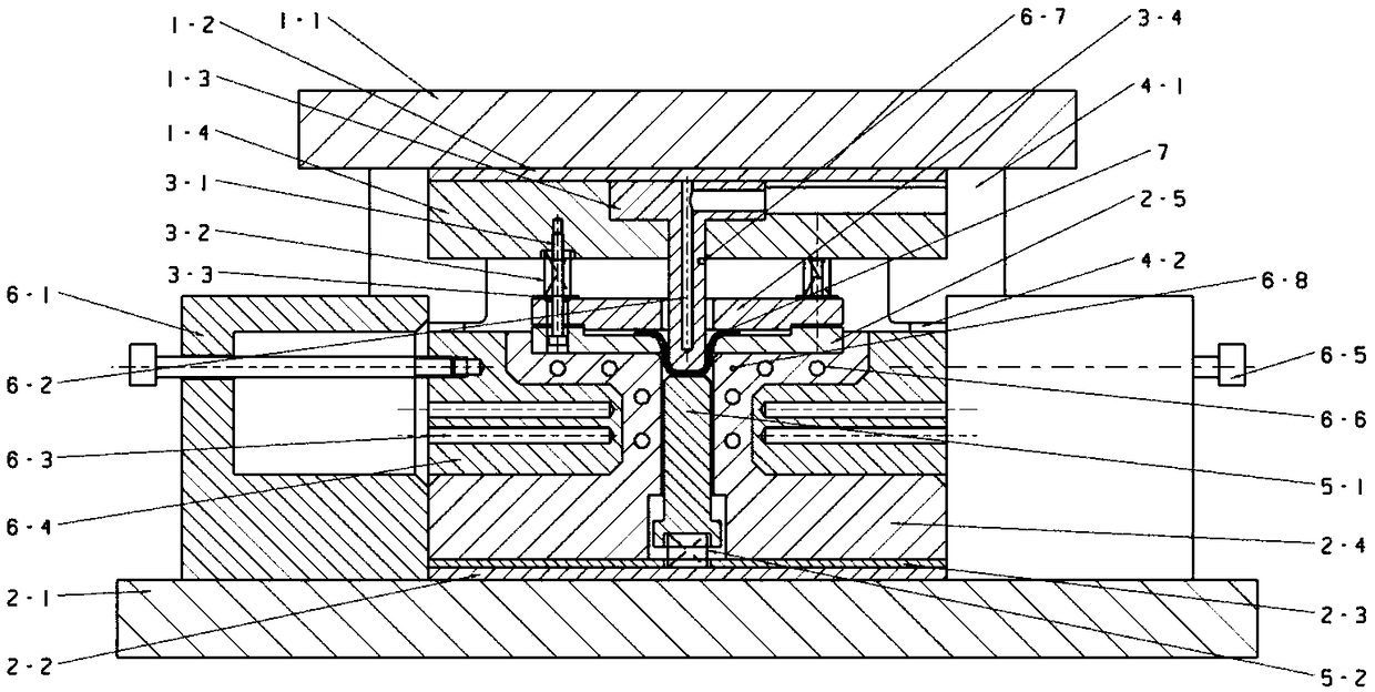 Non-isothermal forming device and technique for continuous fiber reinforced thermoplastic composite material