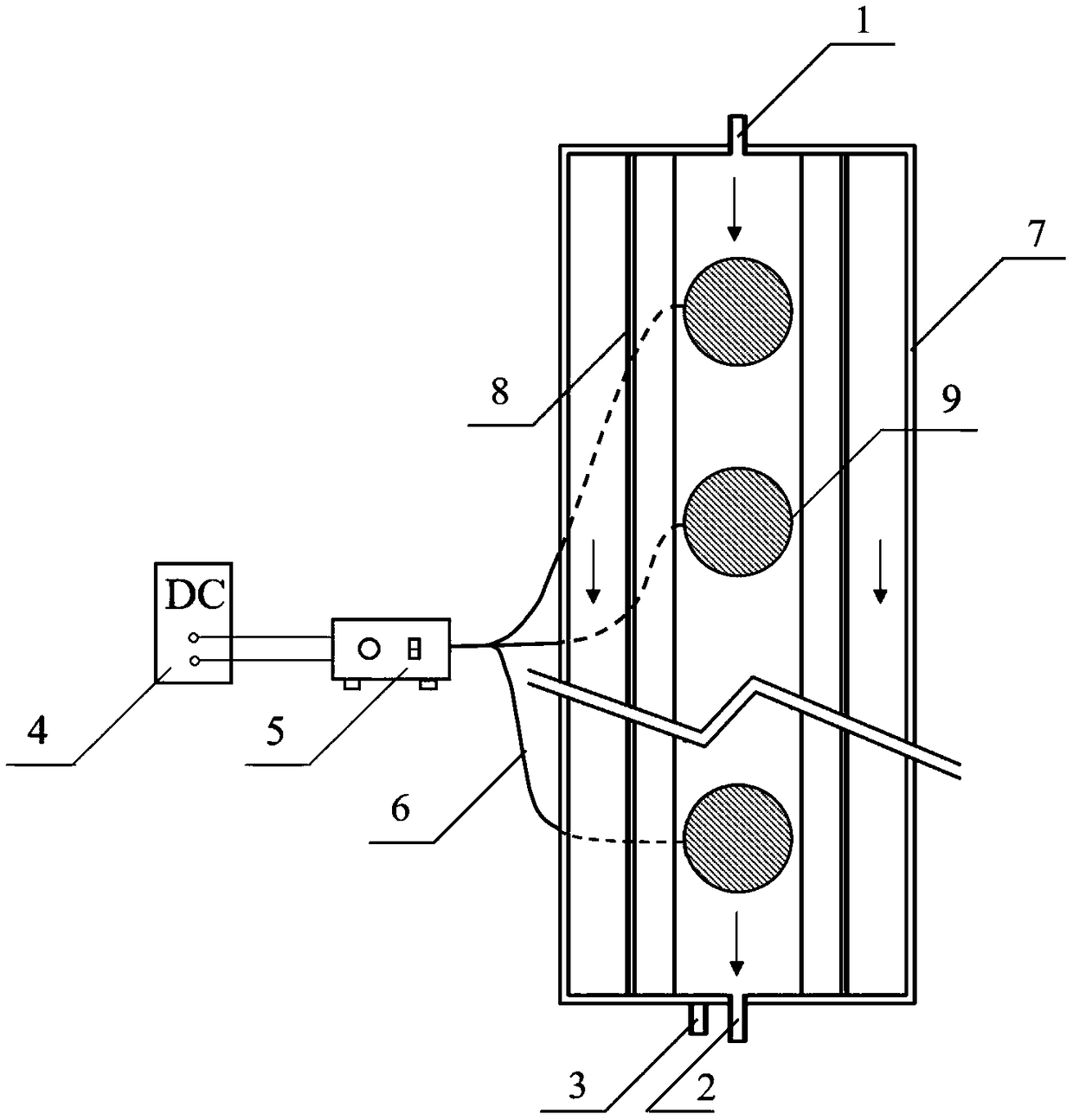 Tubular ultrasonic brackish water desalination equipment and method thereof