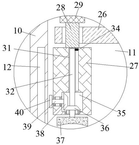 A crystal cutting device