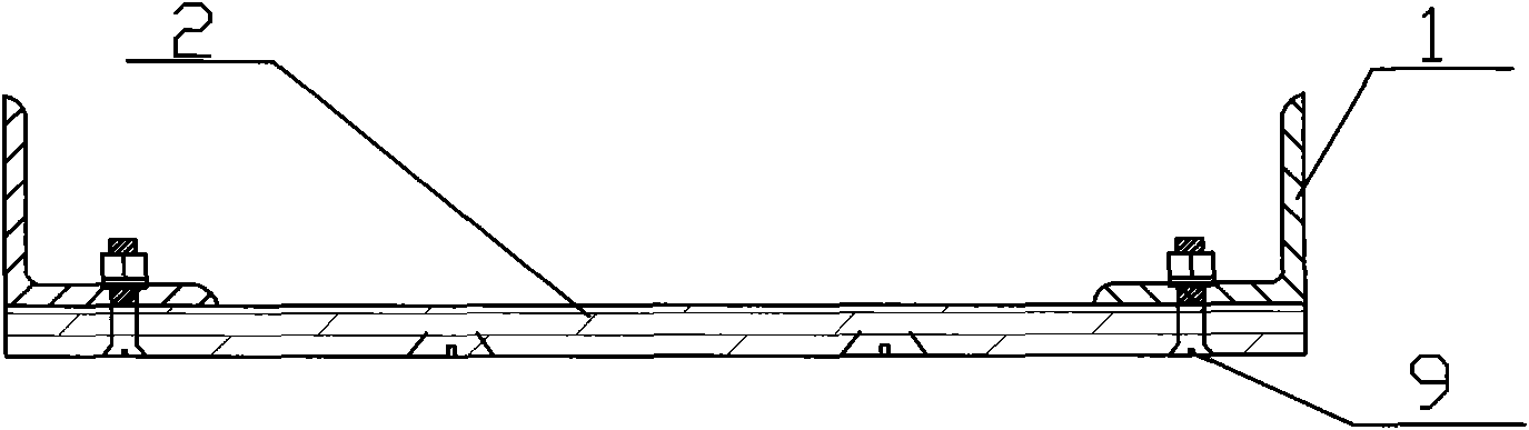 Simple steel frame plywood formwork and assembling method thereof