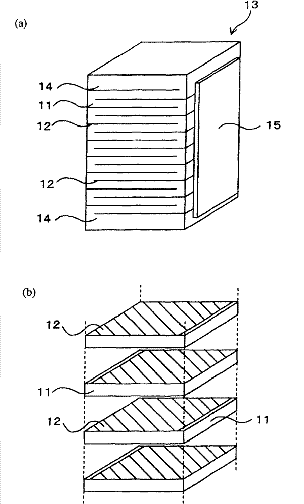 Laminated piezoelectric element and jetting apparatus using same