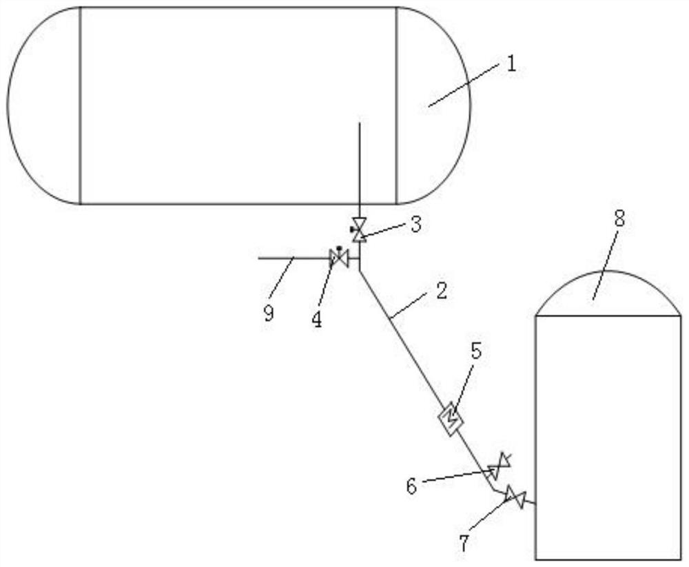 Energy-saving quality-improving type adipic acid crystallizer discharging device and discharging process