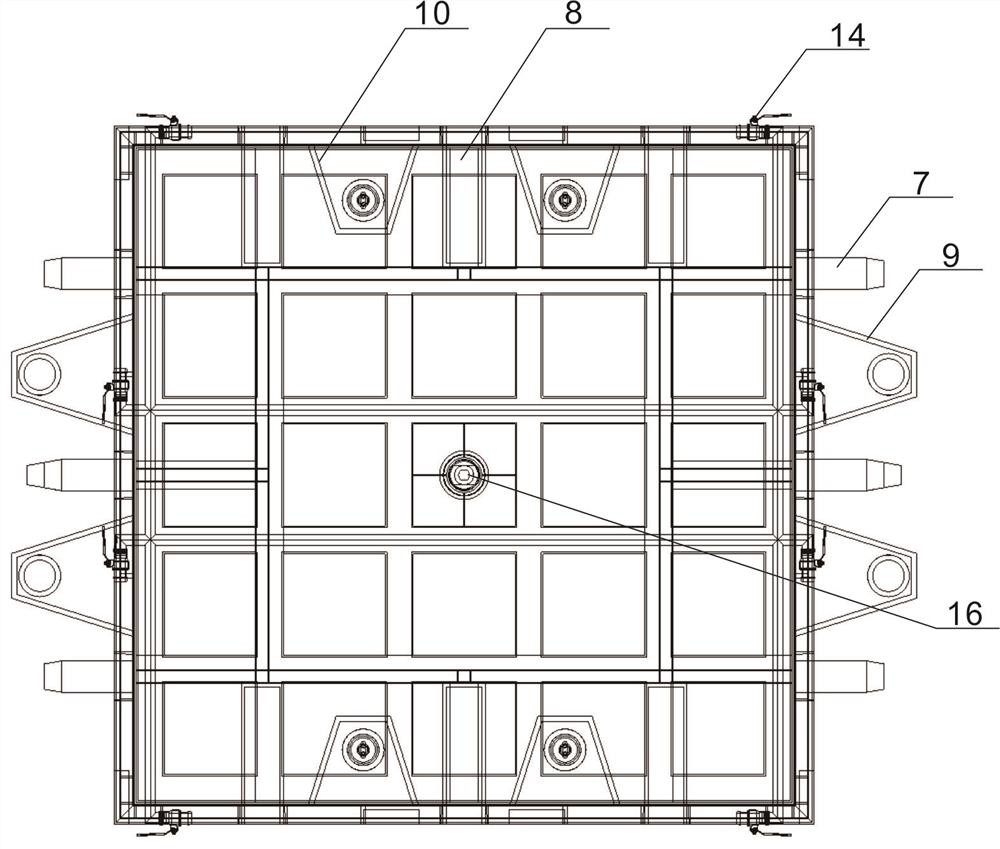 Fast-assembly type water operation platform with lifting function