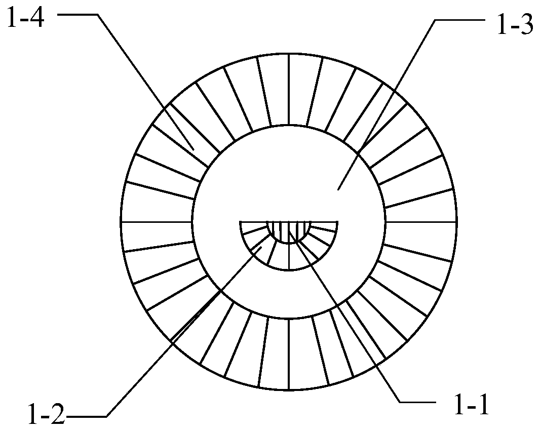 Temperature and direction recognizable curvature sensing optical fiber and manufacturing and using method thereof