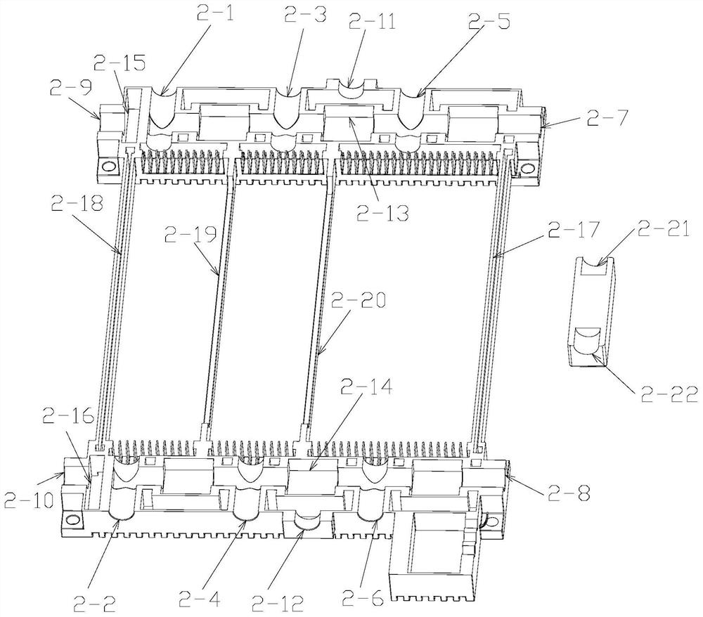 Whole vehicle thermal management integrator suitable for hybrid power and pure electric vehicles